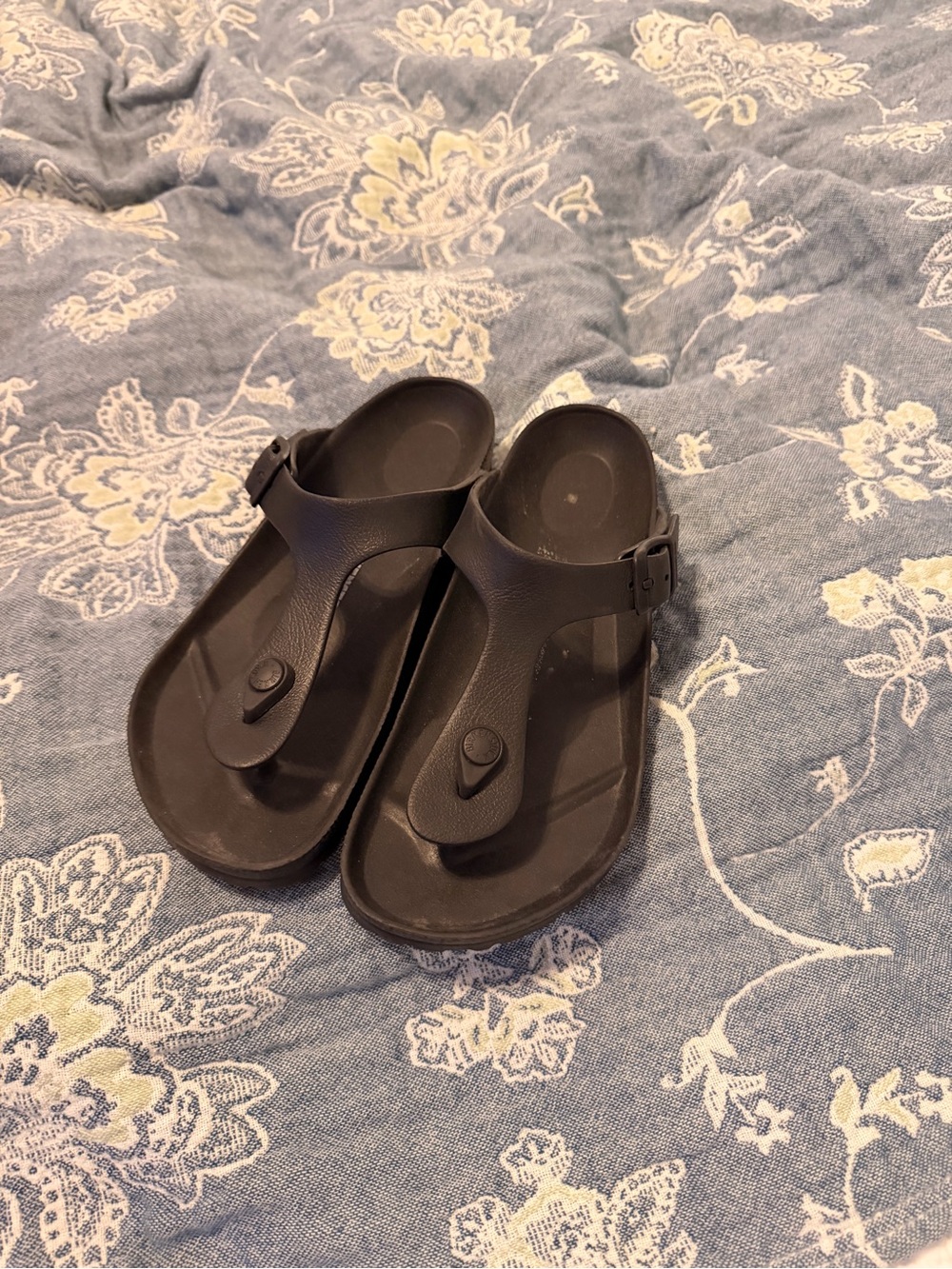 Birkenstock Black Thong Sandals with Adjustable Buckle